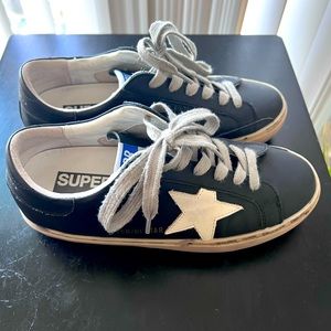 Golden Goose AUTHENTIC